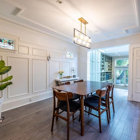 Double Bedroom On Up Or 3 Bedrooms In Basement Near Eglinton Subway Station Toronto Esterno foto