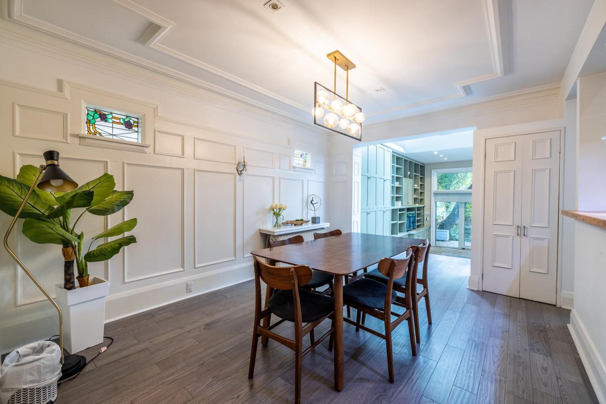 Double Bedroom On Up Or 3 Bedrooms In Basement Near Eglinton Subway Station Toronto Esterno foto